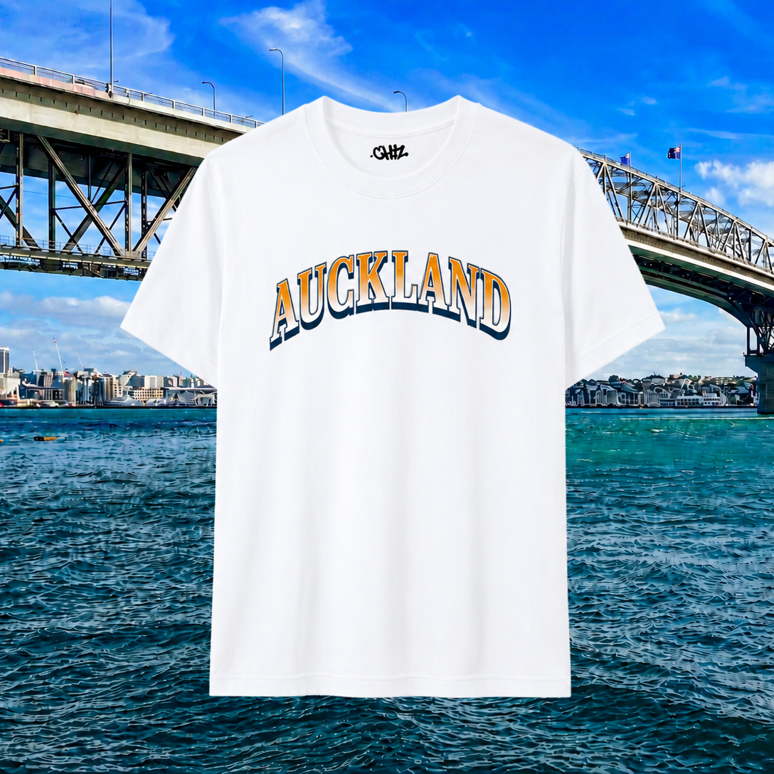 AUCKLAND ARCH TEE WHITE