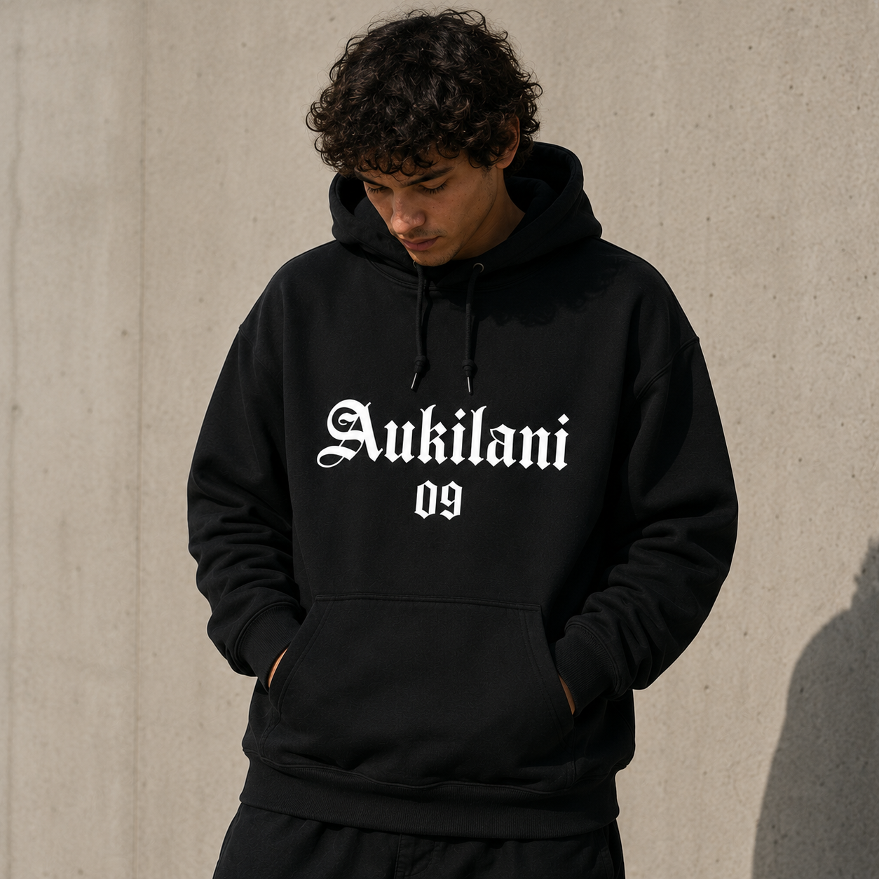 AUKILANI 09 HOOD - BLACK