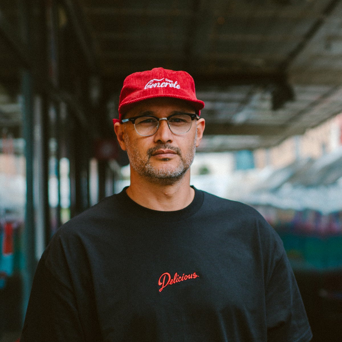 ENJOY CONCRETE CAP RED